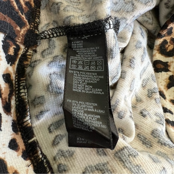 Forever 21 skirt - Picture 3 of 6